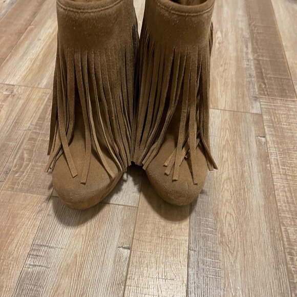 Kookaburra by UGG fringe wedge bootie - Picture 2 of 7